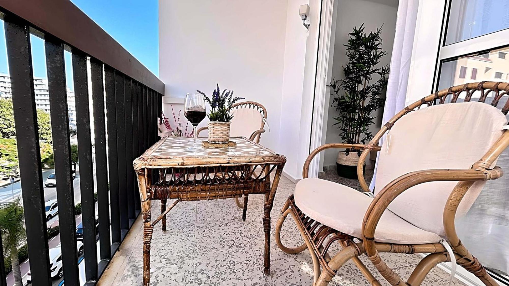 Sweet Olive Apartamento Con Terraza A Pie De Playa Torre Del Mar Eksteriør billede